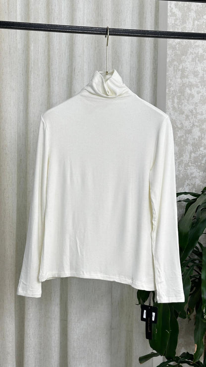 توب نسائي عملي