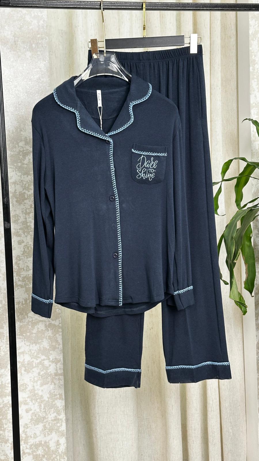 بيجامة نسائي