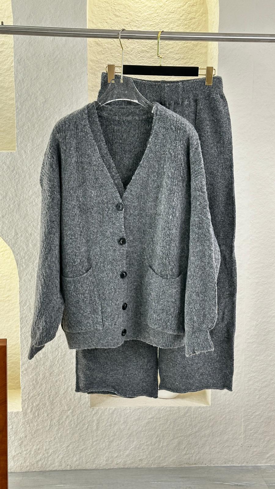 بدلة نسائي 3 قطع