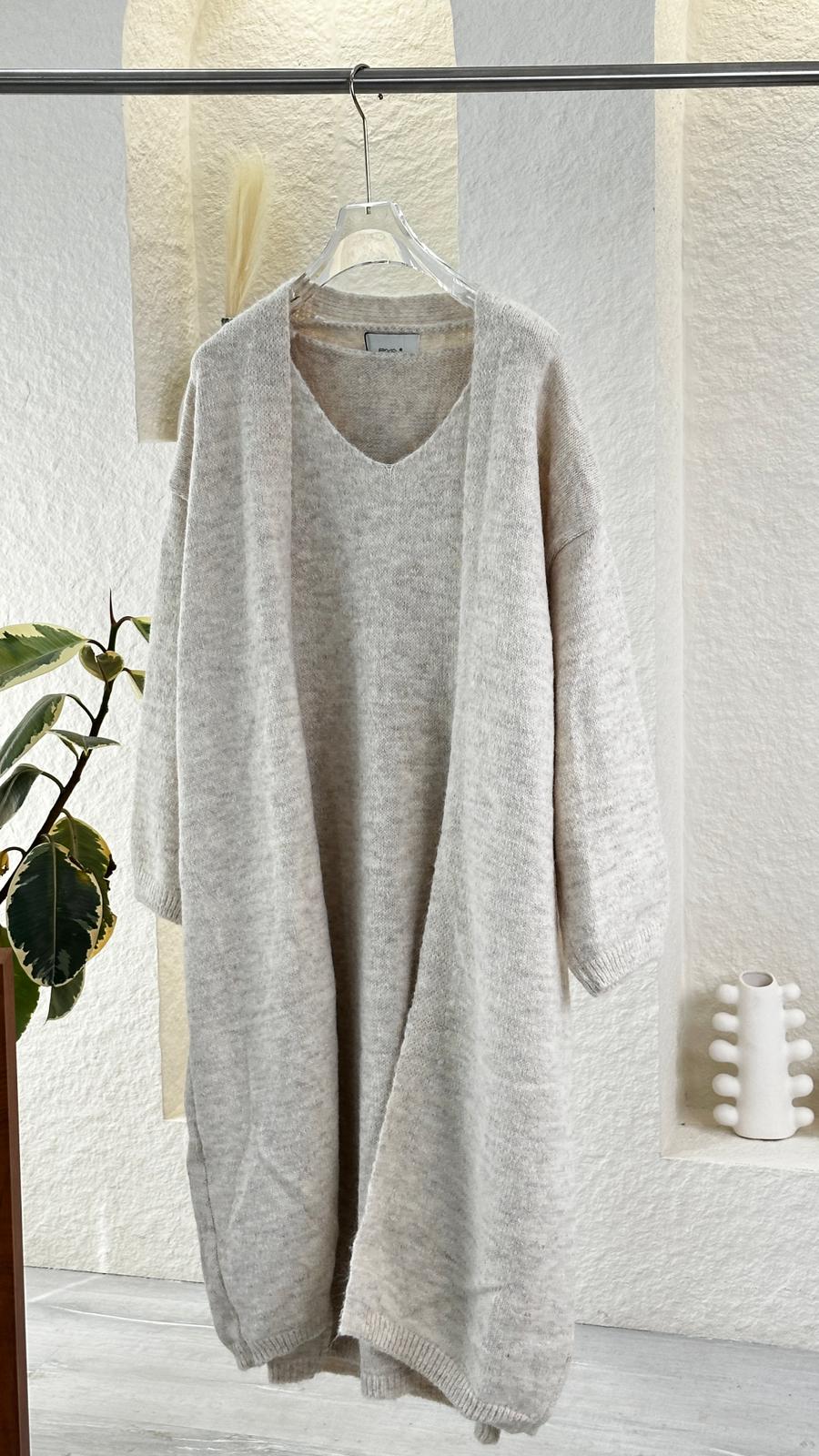 فستان نسائي مع بشت