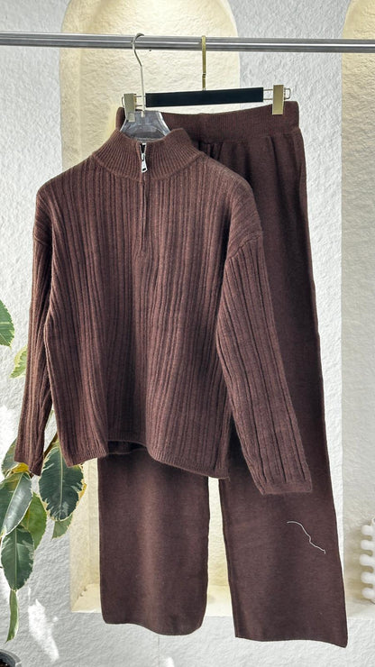 بدلة نسائي سحاب