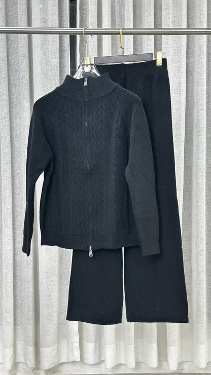 بدلة نسائي سحاب