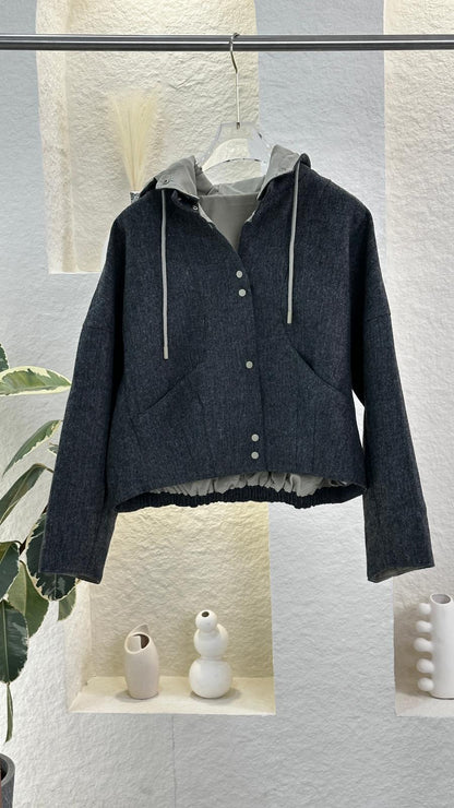 جاكيت نسائي كبوس