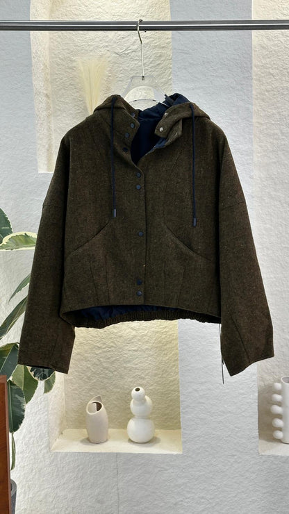 جاكيت نسائي كبوس