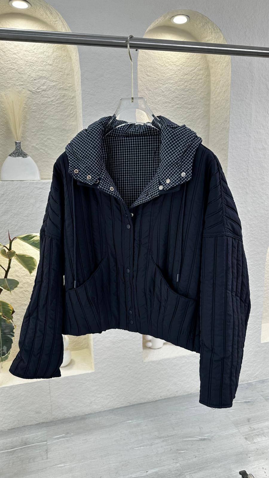 جاكيت نسائي كبوس