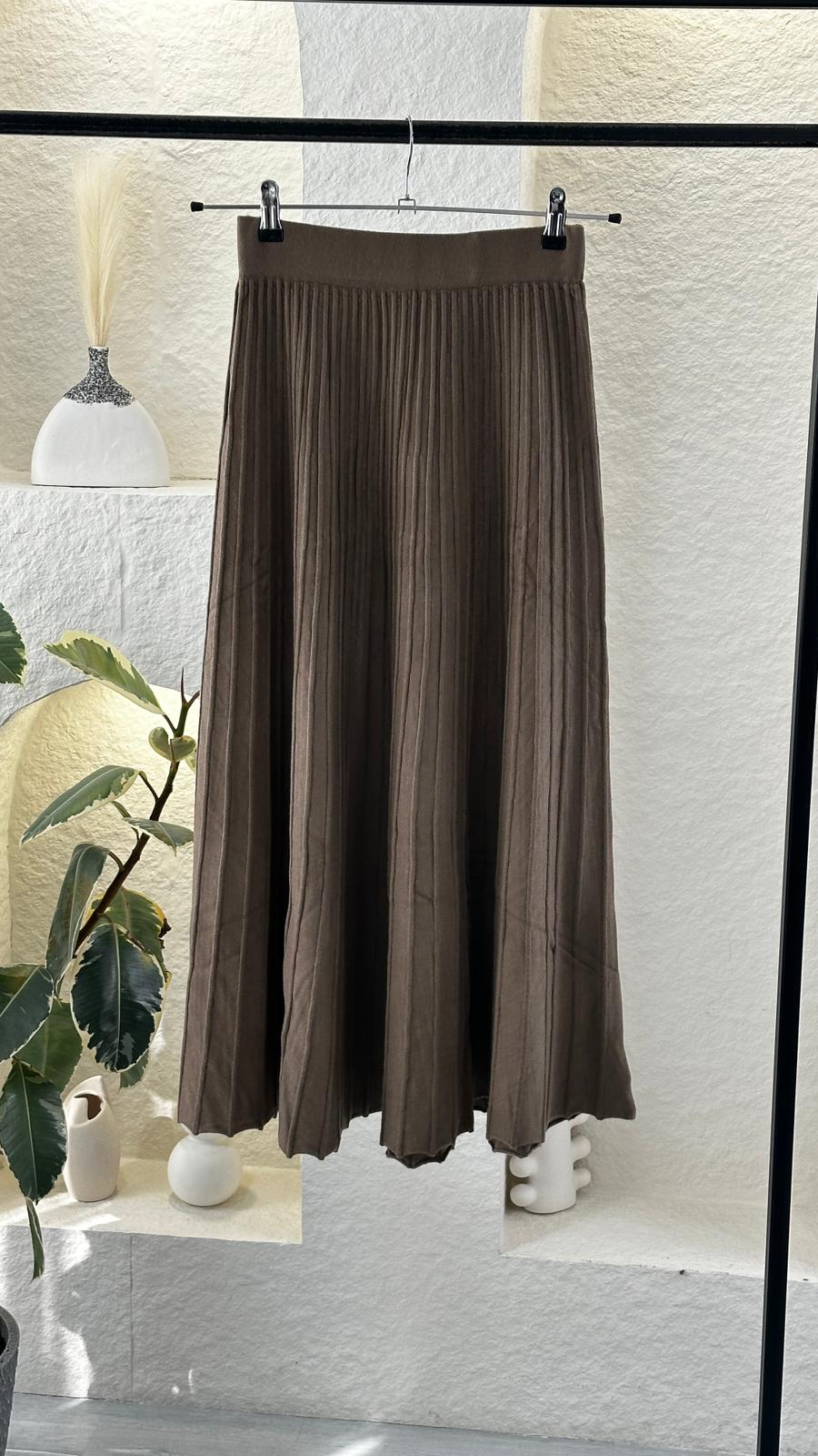 تنورة نسائي