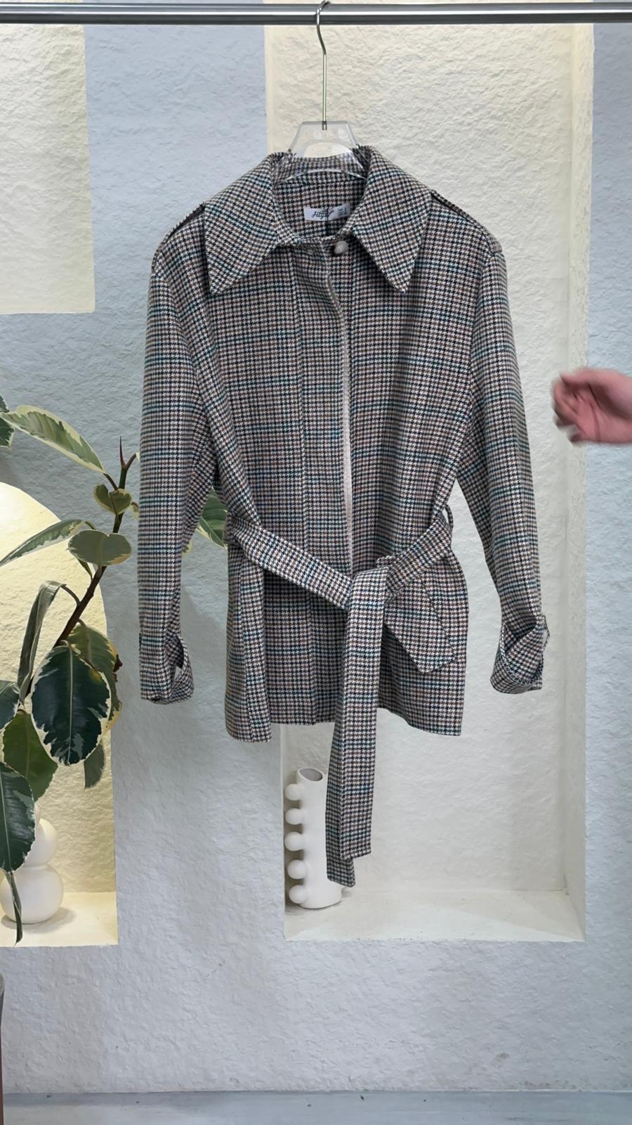 جاكيت نسائي