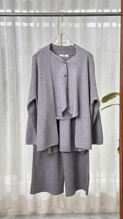 بدلة نسائي 3 قطع