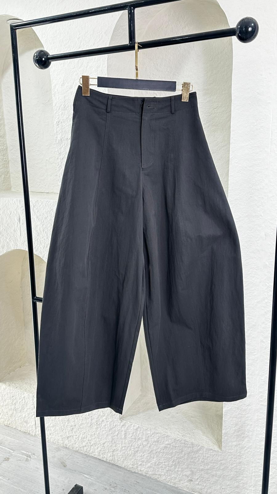 بنطلون نسائي