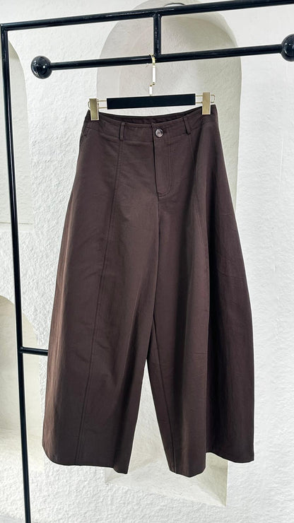 بنطلون نسائي