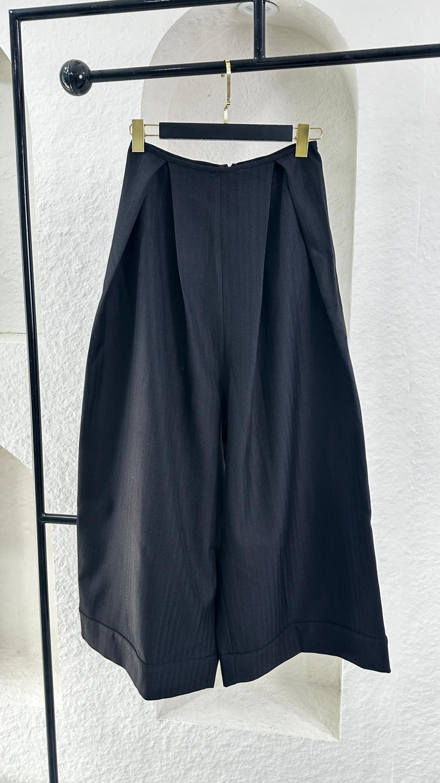 بنطلون نسائي