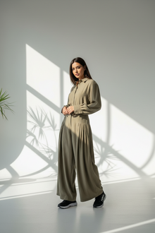 بدلة نسائي