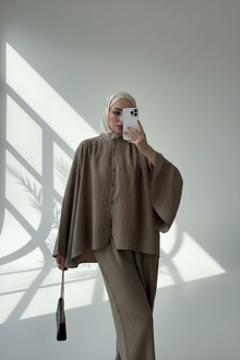 بدلة نسائي