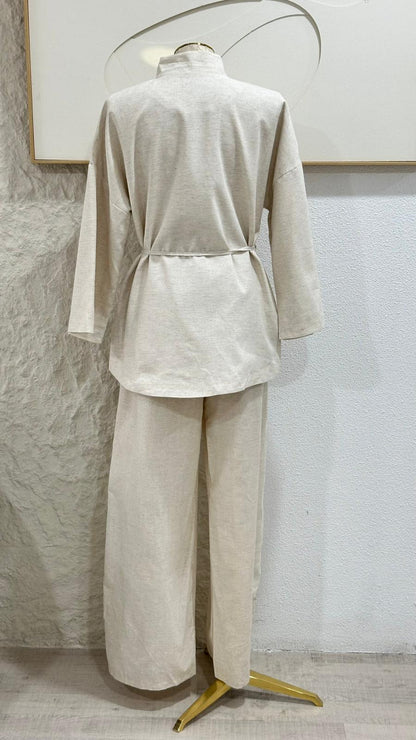 بدلة نسائي