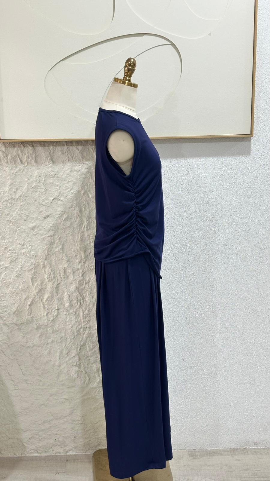 بدلة نسائي