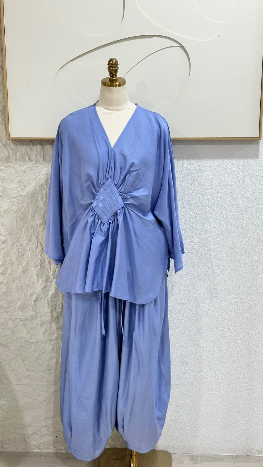 بدلة نسائي