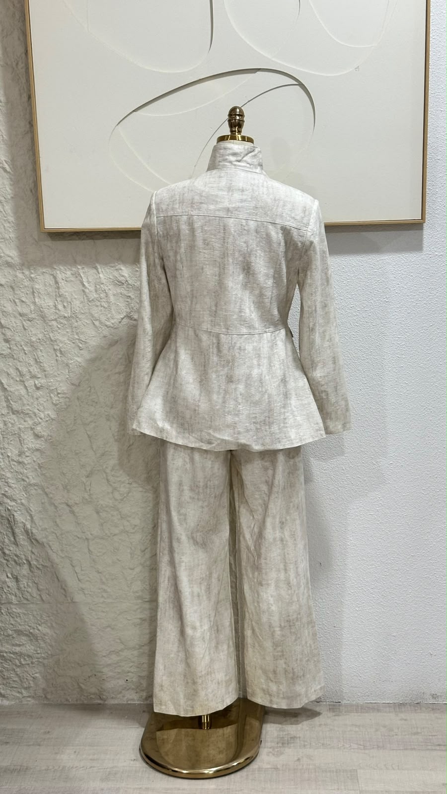 بدلة نسائي ازرار