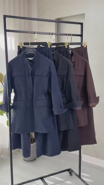 بدلة جينز بأربع جيب