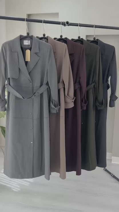 معطف نسائي طويل