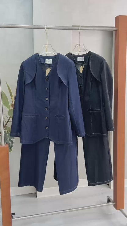 بدلة جينز بشكل v