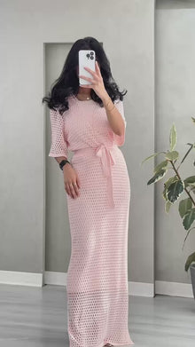 فستان نسائي