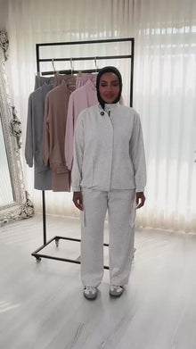 بدلة نسائي كارجو