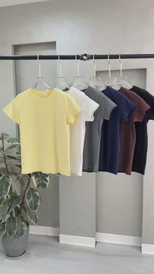 تيشيرت نسائي