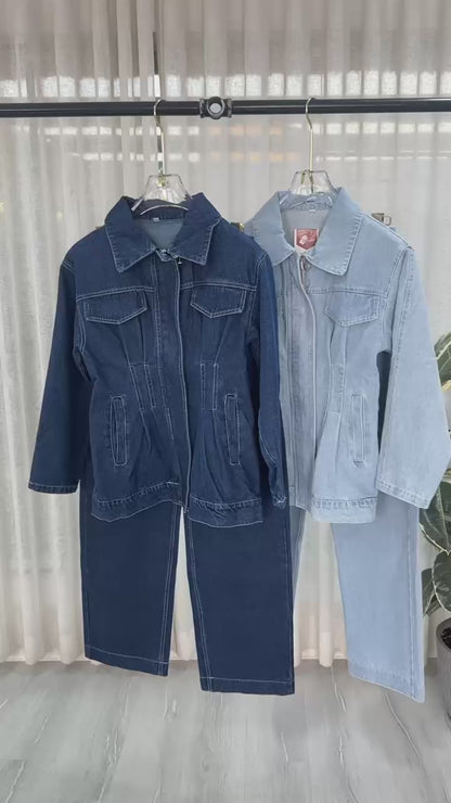 بدلة بتصميم خصر انيق