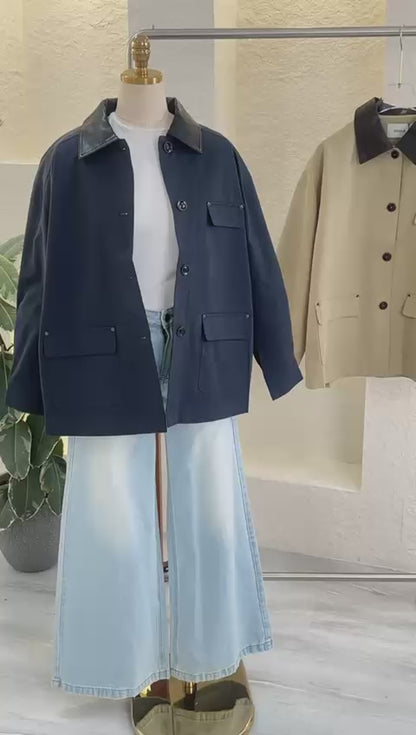 جاكيت نسائي قصير