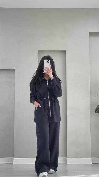 بدلة نسائي محددة الخصر