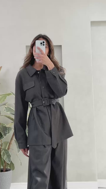 بدلة نسائي بحزام