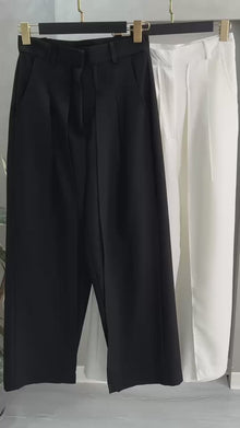 بنطلون نسائي بكسرة