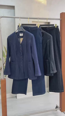 بدلة جينز بقصة حديثة