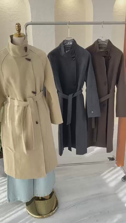 جاكيت جوخ نسائي ازرار مميز