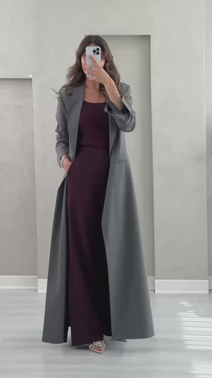 جاكيت نسائي مع زر