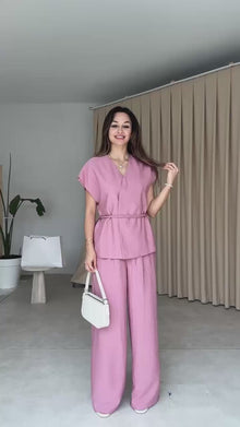 طقم نسائي انيق