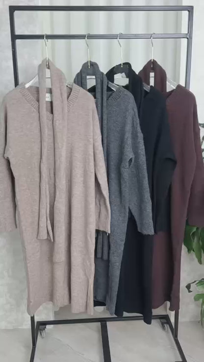 فستان نسائي مع اسكارف