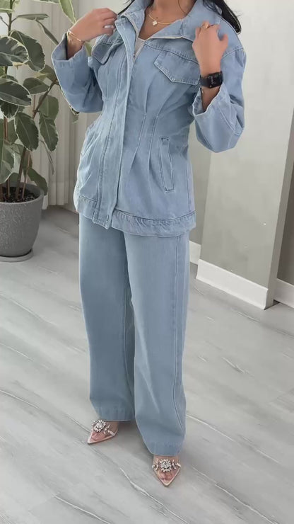 بدلة بتصميم خصر انيق