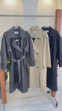 ترنش كوت كلاسيكي بأزرار مزدوجة